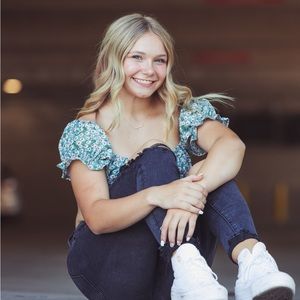 Meet your Posher, Madison